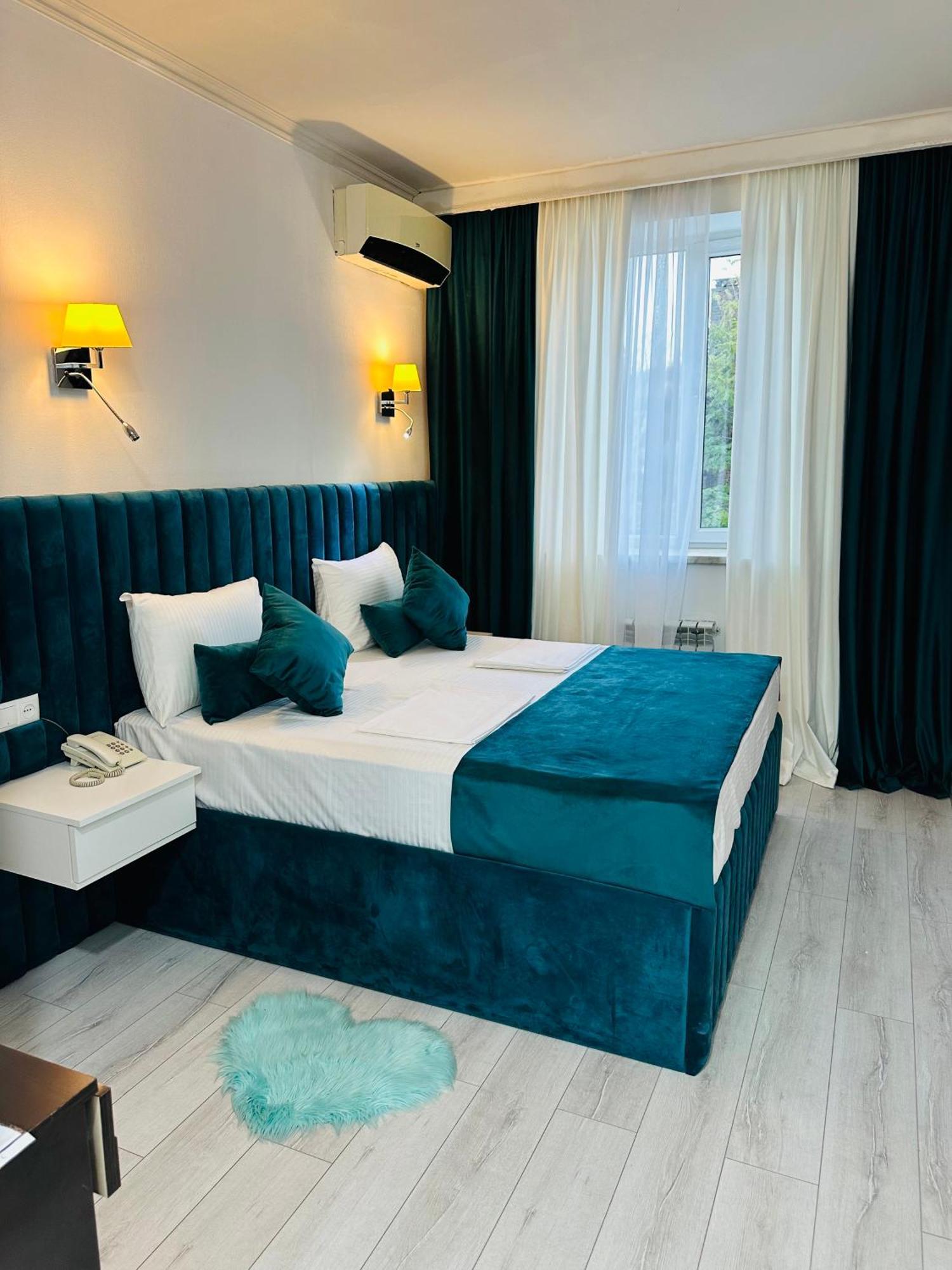 Yereone Hotel Apartment Erivan Exterior foto
